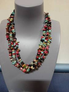 lot 9501 image: Collection of Fashion Beaded Statement Necklaces