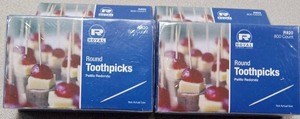 lot 3472 image: Royal Round Toothpicks R820 800 Count - 4 Boxes