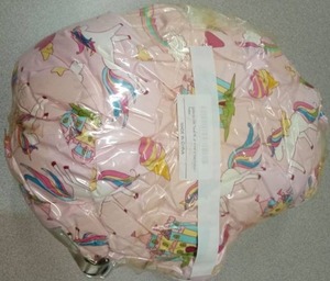 lot 4068 image: Unicorn Print Travel Pillow