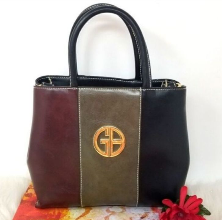 lot 687 image: Gianni Bernini Tri-Color Leather Handbag
