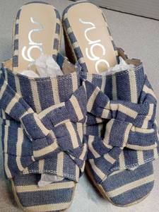 lot 4392 image: UGG Blue White Striped Canvas Bow Espadrille Wedge Sandals Size 9
