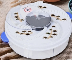 lot 4418 image: USB Electric Fly Trap Pest Control Device