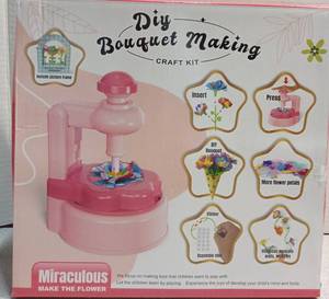 lot 4572 image: DIY Bouquet Making Craft Kit with Flower Press