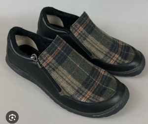 lot 4751 image: JBU By Jambu Memory Foam Crimson Slip On Casual Side Zipper Loafers Size 9 (Used)