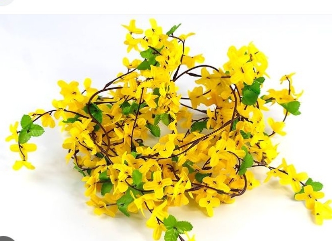 lot 4384 image: 4ft Forsythia Garland Yellow Artificial Flowers