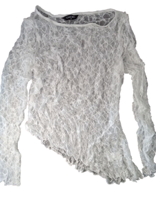 lot 4900 image: White Lace Long Sleeve Top - Size Medium