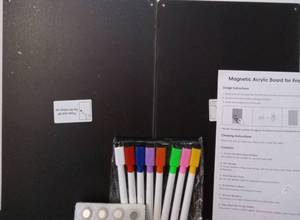lot 4903 image: Magnetic Acrylic Board for Fridge with Colorful Markers Set