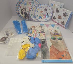 lot 4935 image: Cat Themed Birthday Party Supplies Set