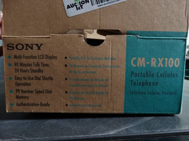 lot 10447 image: Vintage SONY CM-RX100 Cellular Telephone
