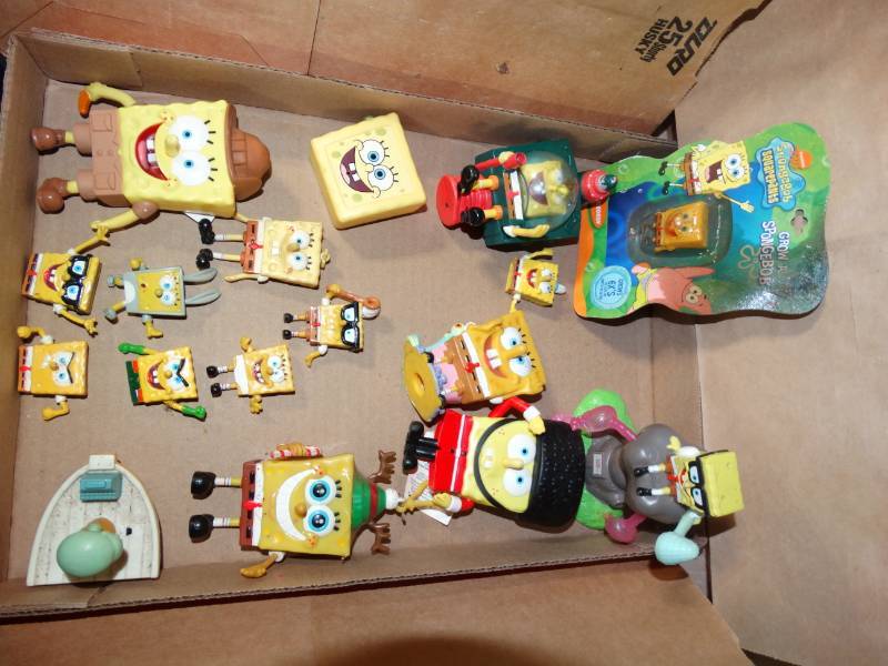 lot 10473 image: lot of spongebob figurines