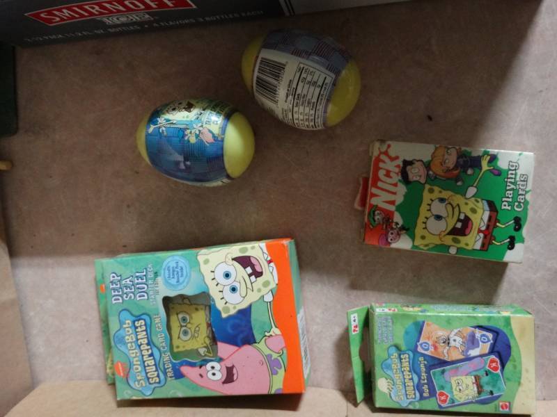 lot 10474 image: lot of spongebob playing cards and candy