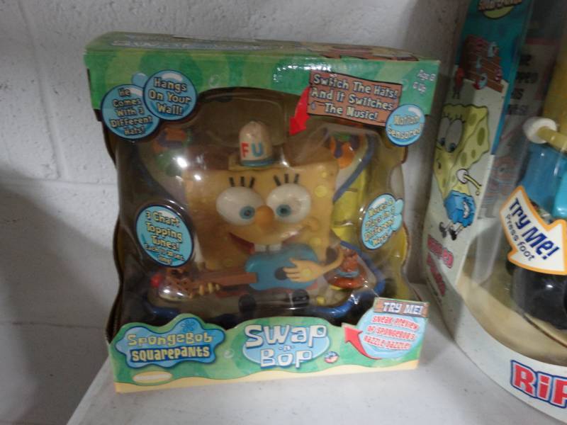 lot 10493 image: Swap and Bop Spongebob Toy