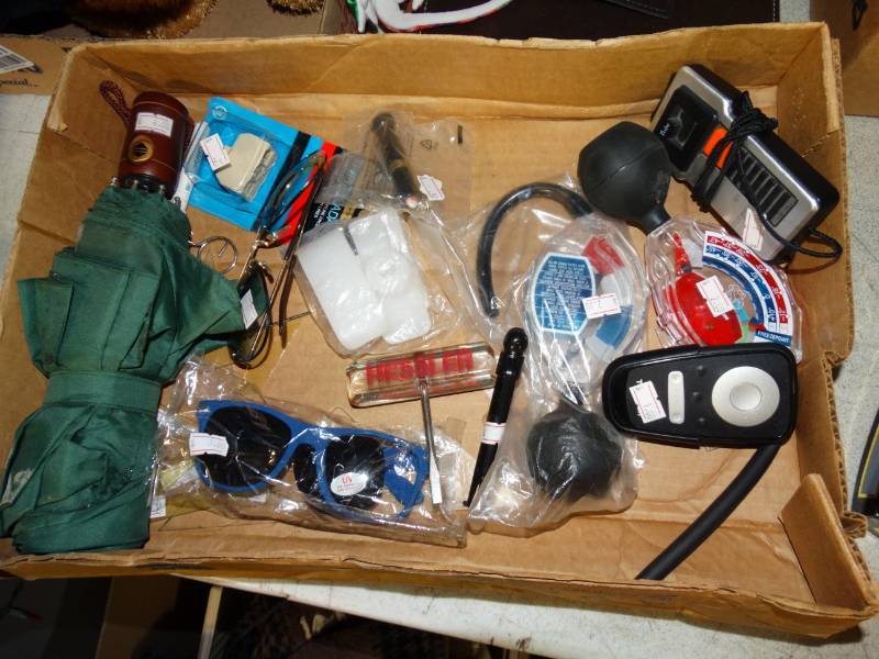 lot 10509 image: Lot of Misc. Car Accessories