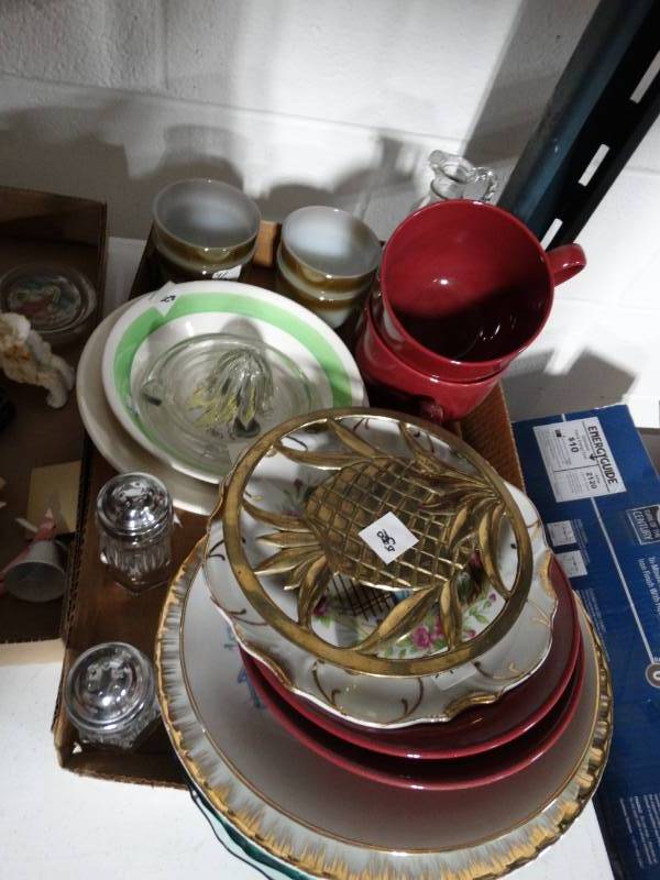 lot 10520 image: Lot of Kitchenware