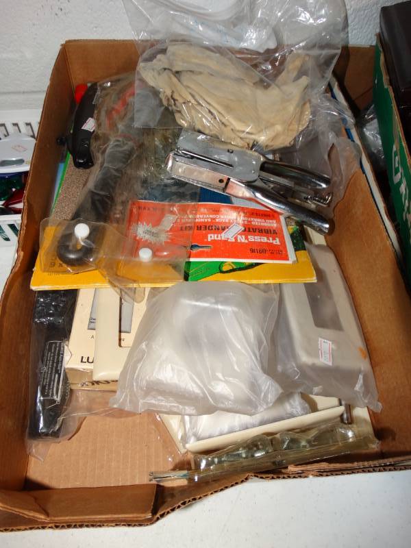 lot 10525 image: Lot of Misc. Household Repair Items