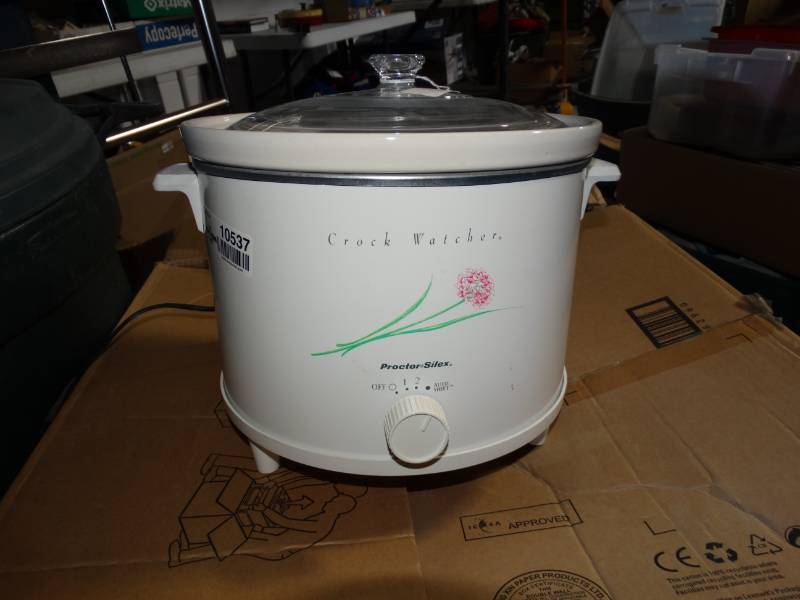 lot 10537 image: Proctor-Silex Crock Pot
