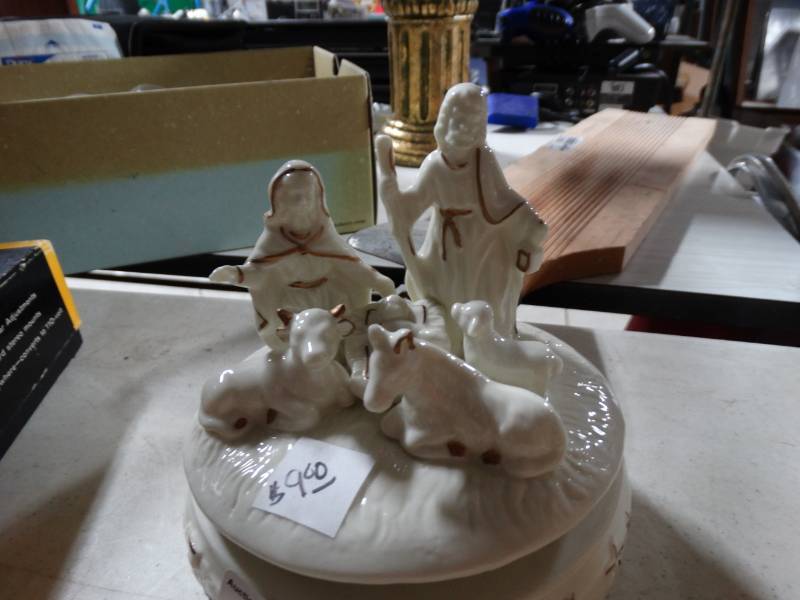 lot 10598 image: Musical Porcelain Nativity Scene