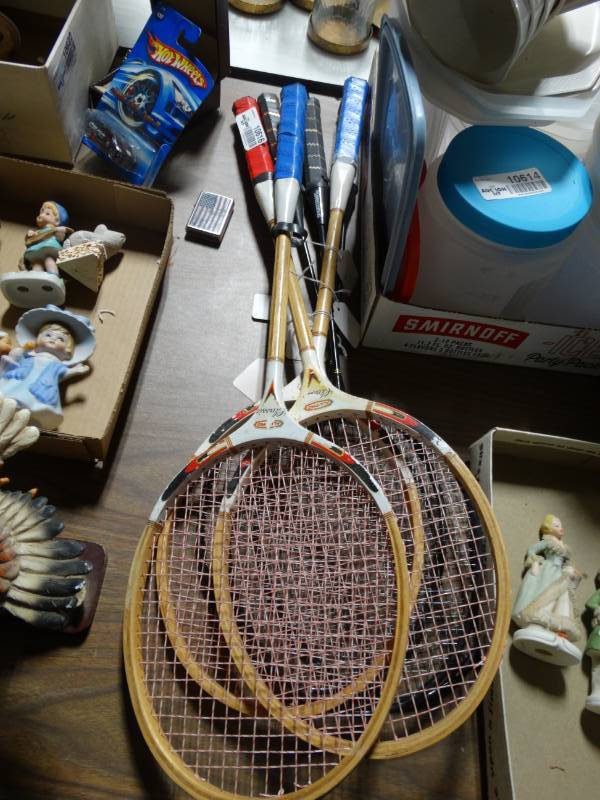 lot 10616 image: Set of 6 Racquetball Rackets