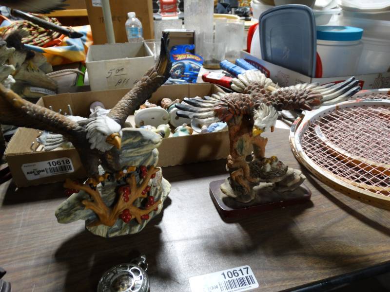 lot 10619 image: Lot of 2 Bald Eagle Figurines