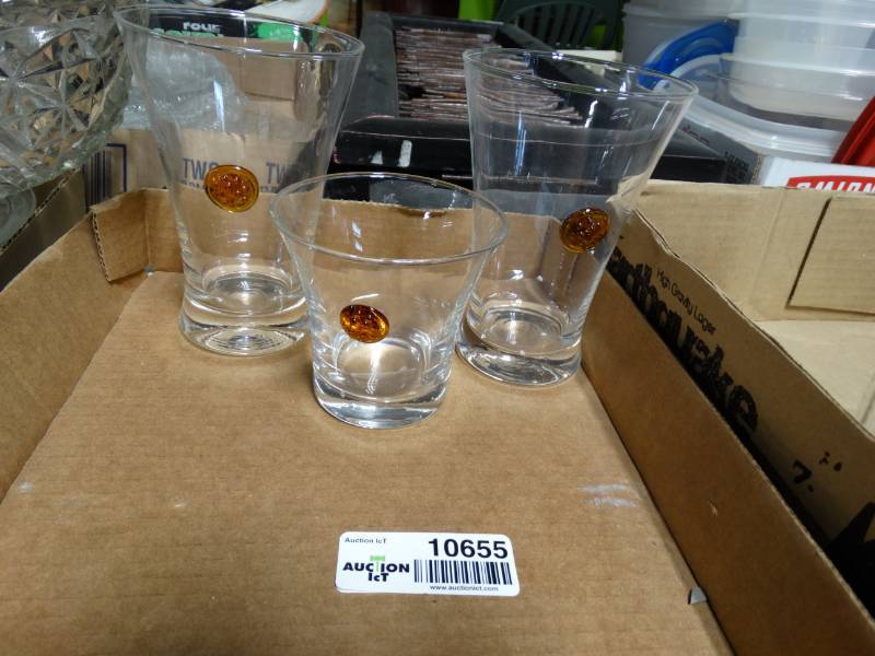 lot 10655 image: Set of 6 Drinking Glasses