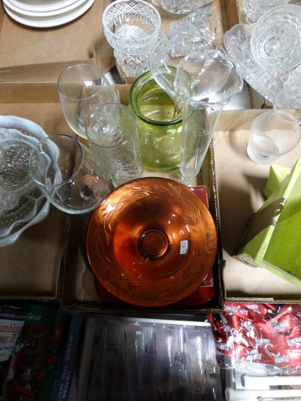 lot 10660 image: Lot of Misc. Glassware