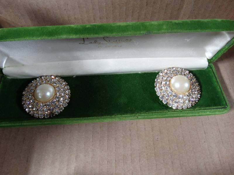 lot 10674 image: Nancy Katz Shoe Clips and jewelry boxes