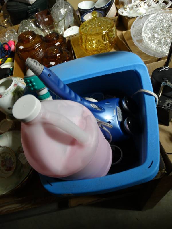 lot 10687 image: Lot of Massage Tools