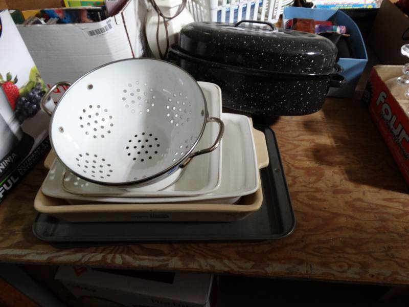 lot 10690 image: 6 Baking Dishes