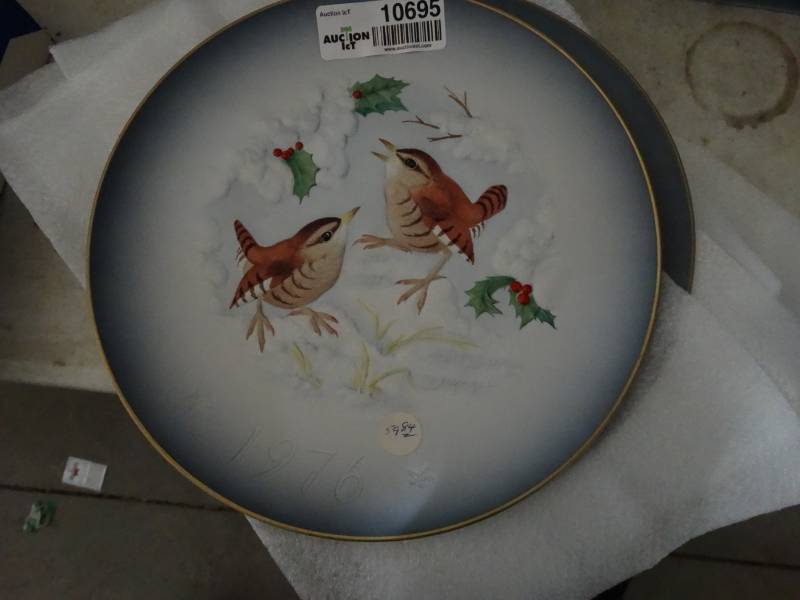 lot 10695 image: 1976 Gunther Granget Decorative Plate