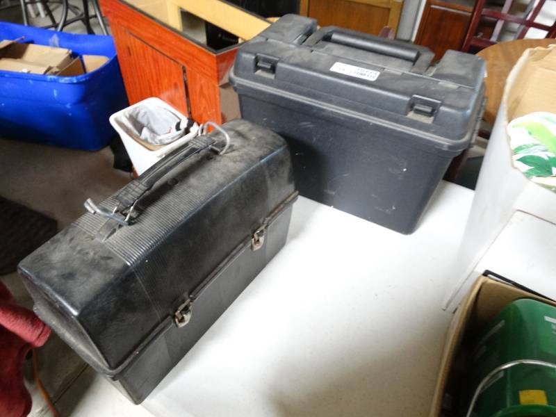 lot 10774 image: Lot of 2 Plastic Toolboxes