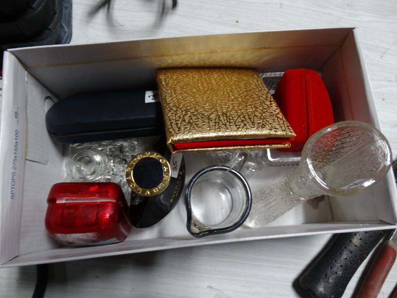 lot 10761 image: Lot of Glassware