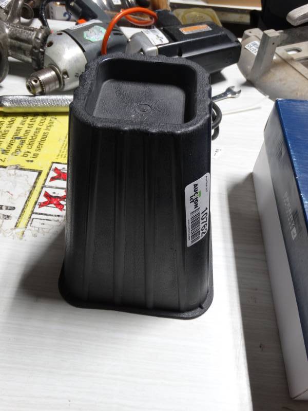 lot 10762 image: 4 Bedpost Risers