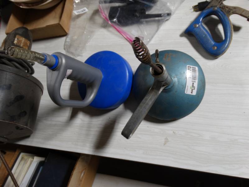 lot 10770 image: Lot of 2 Hand Crank Drain Cleaners
