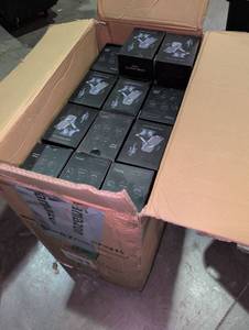 lot 51 image: 3-in-1 Car Phone Mount Wholesale Lot (80 mounts)  - Retail $800