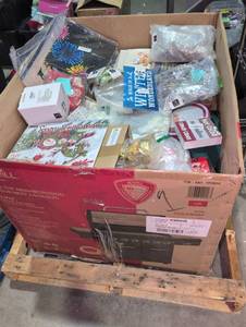 lot 68 image: Bulk Christmas Holiday Decorations and Crafts Lot  - Retail $1049
