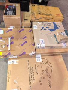 Mixed Furniture, Decor, and Tool Pallet  - Retail: $689