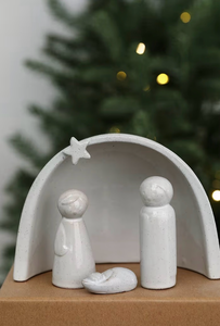 lot 2165 image: WONDROUS DECO Porcelain Nativity Scene Set,4Pcs Ceramic Christmas Tabletop Scene-4.5 Tall,Small Modern Nativity Ornament,Christmas Indoor Decor,Mini Sets&Nativity Figures,Unique Xmas