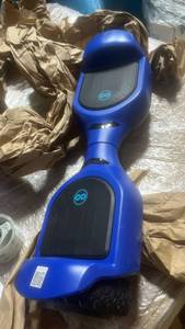 lot 63172 image: Blue Hoverboard w Charger