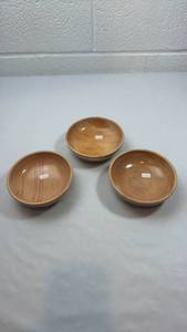 lot 166 image: Set of 3 Wooden Salad Bowls