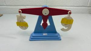 lot 71 image: Add-A-Count Child Guidance Balance Scale Toy