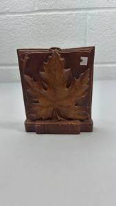 lot 90 image: Carved Wooden Maple Leaf Bookend