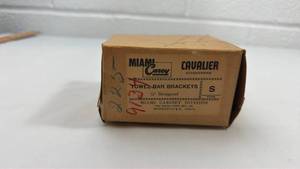 lot 91 image: Miami Carey Cavalier Towel Bar Brackets