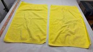 lot 191 image: Yellow Microfiber Cleaning Cloths Set