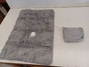 lot 27665 image: 2 Pack Gray Fluffy Rugs, Approximately 22x33