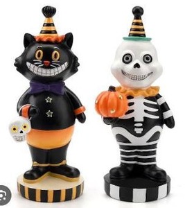 lot 27757 image: Halloween Black Cat and Skeleton Decorative Figurine Set