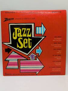 lot 44422 image: Zenith Jazz Set Columbia Special Products LP