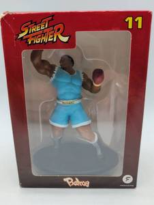 lot 44601 image: Street Fighter Balrog Action Figure #11 by Fanhome