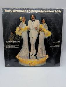 lot 39004 image: Tony Orlando & Dawn Greatest Hits LP Album