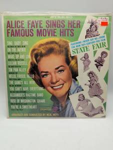 lot 39040 image: Alice Faye Sings Her Famous Movie Hits Stereo LP