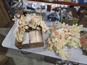 lot 5303 image: Wedding Flowers